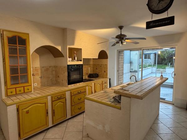 MAISON GRANDE PIÈCE DE VIE - 5 CHAMBRES & 2 BUREAUX