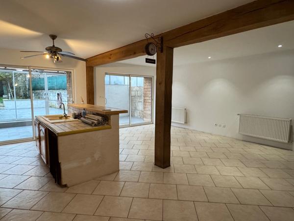 MAISON GRANDE PIÈCE DE VIE - 5 CHAMBRES & 2 BUREAUX