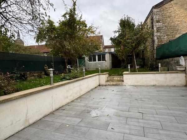 MAISON GRANDE PIÈCE DE VIE - 5 CHAMBRES & 2 BUREAUX