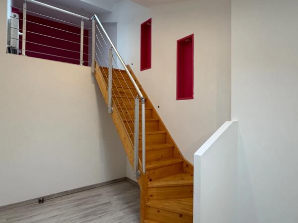 MAISON GRANDE PIÈCE DE VIE - 5 CHAMBRES & 2 BUREAUX