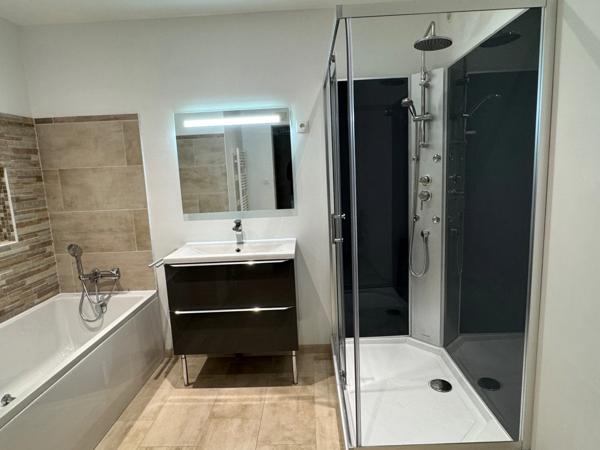 MAISON GRANDE PIÈCE DE VIE - 5 CHAMBRES & 2 BUREAUX