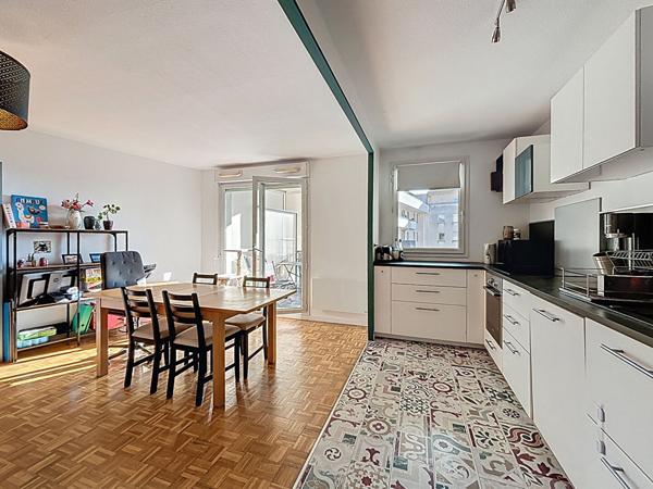 Appartement Type T3 69m² en étage élevé, cave, garage en sus