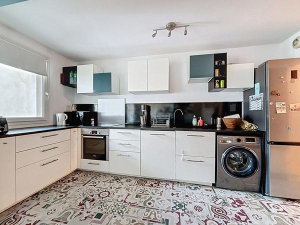 Appartement Type T3 69m² en étage élevé, cave, garage en sus