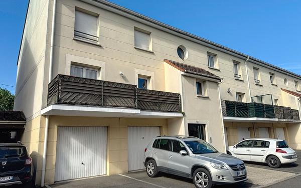 Appartement à vendre    4 pièces • 71,79 m2 Roissy-en-Brie