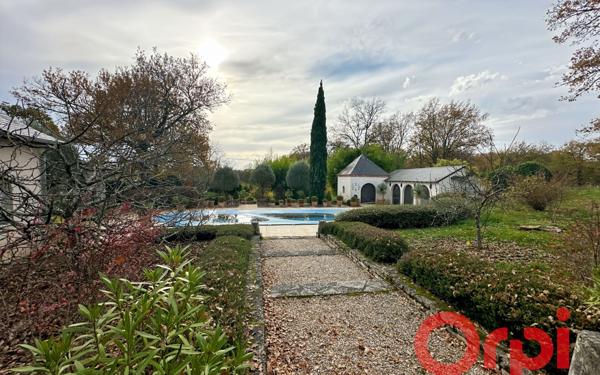Maison à vendre    9 pièces • 295 m2 Vignoux-sur-Barangeon