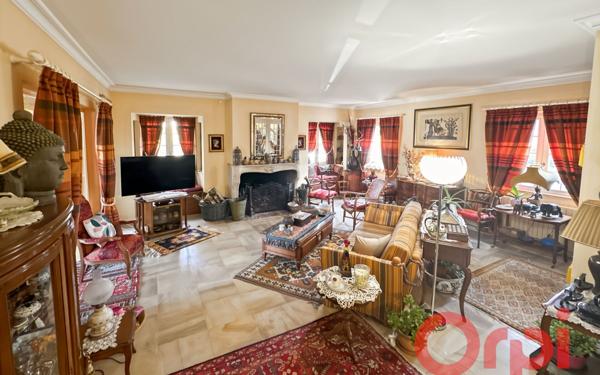 Maison à vendre    9 pièces • 295 m2 Vignoux-sur-Barangeon