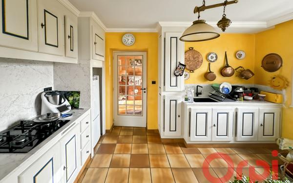 Maison à vendre    9 pièces • 295 m2 Vignoux-sur-Barangeon