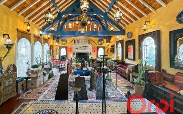 Maison à vendre    9 pièces • 295 m2 Vignoux-sur-Barangeon