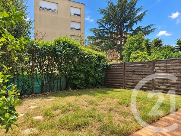 Appartement F3 à vendre  3 pièces - 60,73 m 2   CAGNES SUR MER  - 06