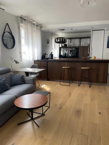 Appartement T3- Orleans centre proche place Dunois .