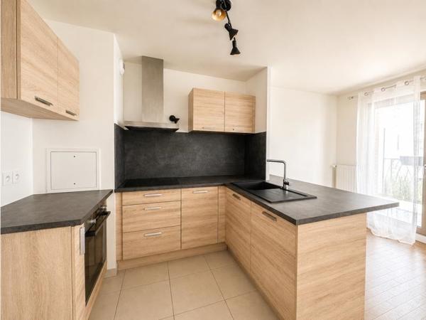 Appartement à vendre 299 000 € Saint-Cyr-l'École 3 p 65,6 m² DPE C