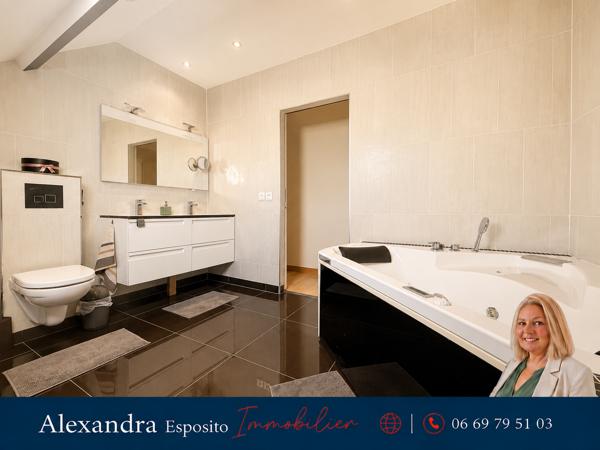 COUP DE CŒUR ASSURÉ – MAISON FAMILIALE RÉCENTE AUX BEAUX VOLUMES, 5 chambres,– 10 min Dreux / Houdan, jardin 1