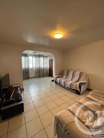 Appartement F4 à vendre  4 pièces - 76,99 m2 ST DENIS - 974