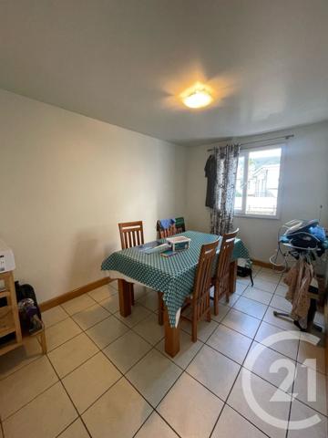 Appartement F4 à vendre  4 pièces - 76,99 m2 ST DENIS - 974