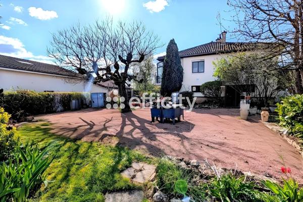 Maison 8 pièces - 157 m²