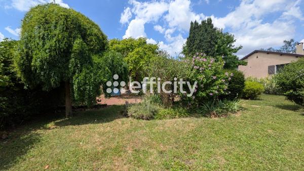 Maison
         8 pièces
        - 157 m² 285 000 € *