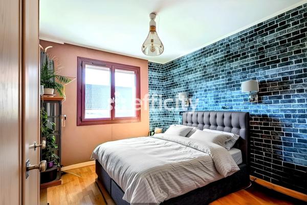 Maison 8 pièces - 157 m²