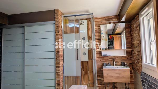 Maison 8 pièces - 157 m²