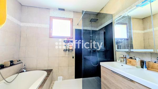 Maison 8 pièces - 157 m²