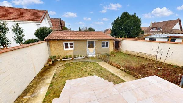 Location                                                      Maison
                        
                     3 pièces                      71 m2                     à Verneuil-sur-Seine