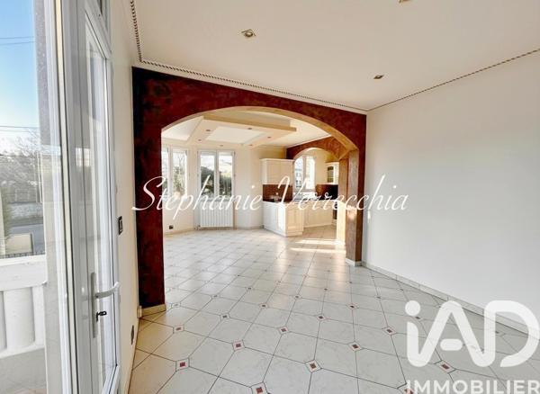 Maison à vendre 9 pièces 184,12 m² Épinay-sur-Orge