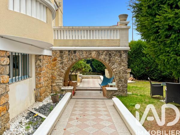 Maison à vendre 9 pièces 184,12 m² Épinay-sur-Orge
