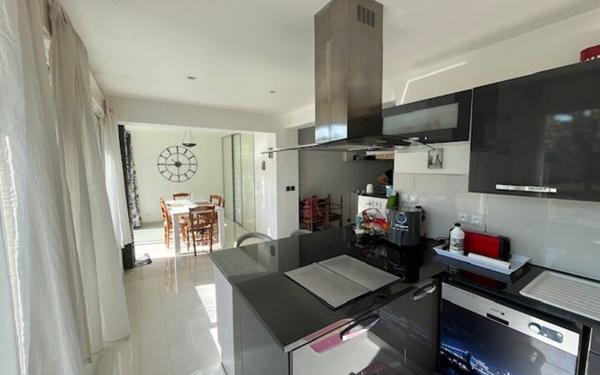 Maison à vendre    7 pièces • 170 m2 Chelles