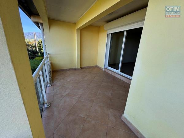 A vendre appartement F2 dans résidence avec piscine le Tampon 14 éme