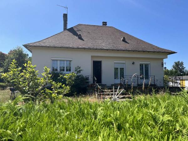 Maison à vendre |  Piégut-Pluviers |  3 pièces | 90 m²