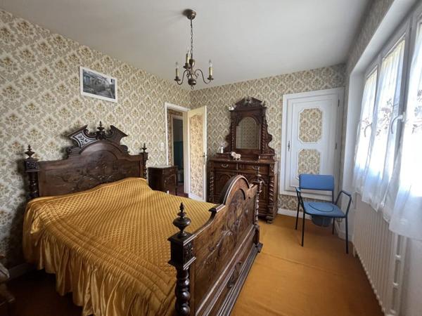 Maison à vendre |  Piégut-Pluviers |  3 pièces | 90 m²