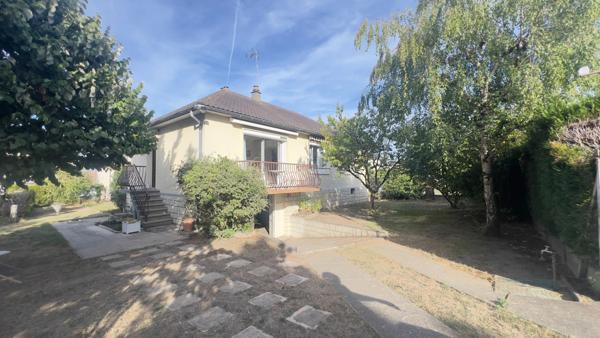 Maison à vendre 5 pièces MONTIGNY-LES-CORMEILLES (95)