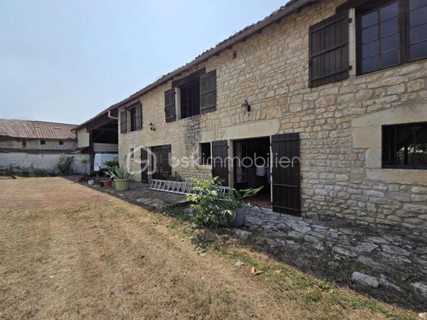 Maison charentaise de 277 m²