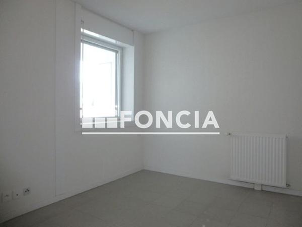 Location Appartement 3 pièces 67.9 m² - 35 BOULEVARD DE L'EUROPE Blagnac 31700