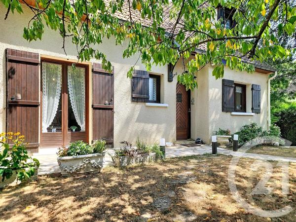Maison à vendre  6 pièces - 157,72 m 2   ST FARGEAU PONTHIERRY  - 77