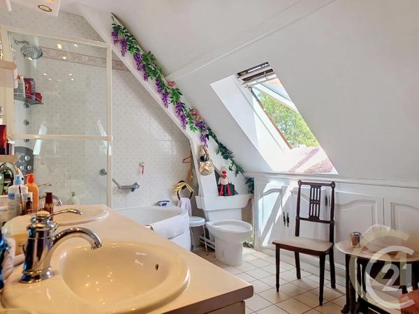 Maison à vendre  6 pièces - 157,72 m 2   ST FARGEAU PONTHIERRY  - 77