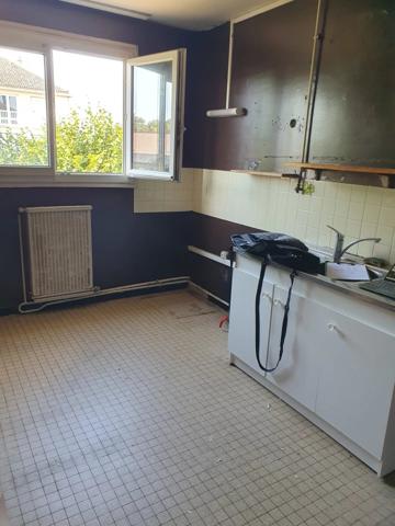 Vente                                                      Appartement
                        
                     3 pièces                      60 m2                     à Taverny