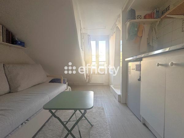 Appartement
         1 pièce
        - 8 m² Exclusivité 60 000 € *