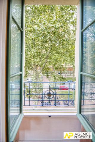Versailles Saint-Louis château - Appartement 2 pièces 55.42 M² CARREZ €459 000 ** - Référence 25494