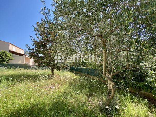 Maison
         6 pièces
        - 140 m² 355 000 € *