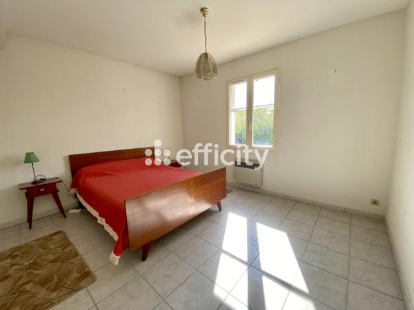 Maison
         6 pièces
        - 140 m² 355 000 € *