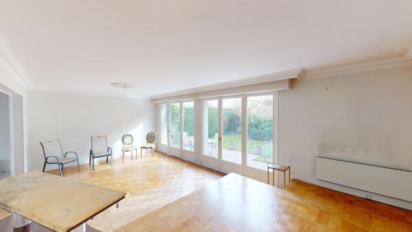 CHATENAY-MALABRY - PROCHE VALLEE AUX LOUPS - MAISON 7 PIECES 226M2 AU SOL + SOUS-SOL + JARDIN