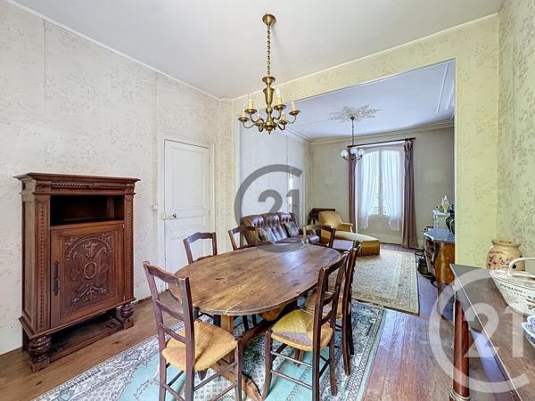 Maison à vendre  9 pièces - 140 m 2   MONTEREAU FAULT YONNE  - 77