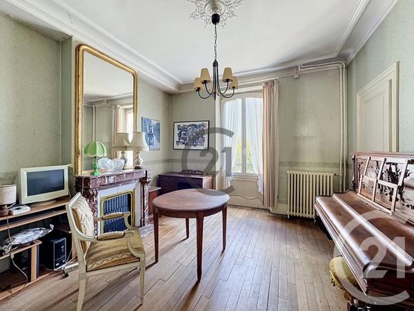 Maison à vendre  9 pièces - 140 m 2   MONTEREAU FAULT YONNE  - 77