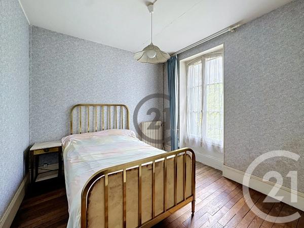 Maison à vendre  9 pièces - 140 m 2   MONTEREAU FAULT YONNE  - 77