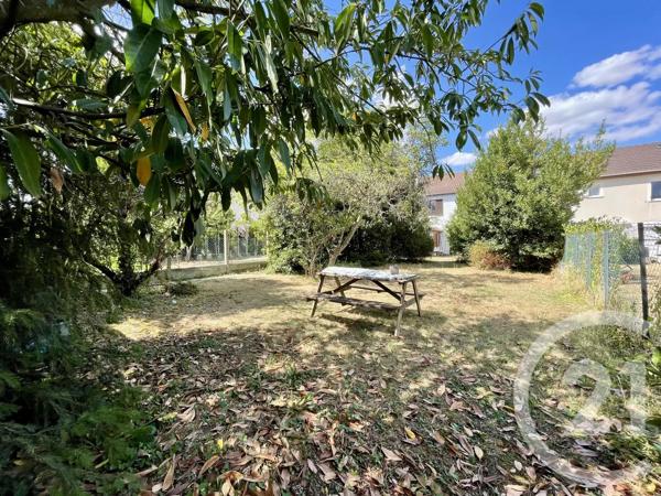 Maison à vendre  6 pièces - 104,87 m 2   VILLEPARISIS  - 77