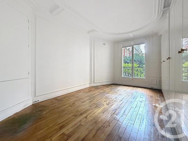 Appartement F4 à vendre  4 pièces - 102 m 2   PARIS  - 75018