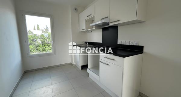 Location Appartement 3 pièces 64.6 m² - Avignon 84000