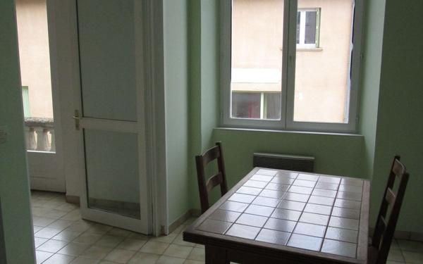 Appartement à louer    2 pièces •  Aignan