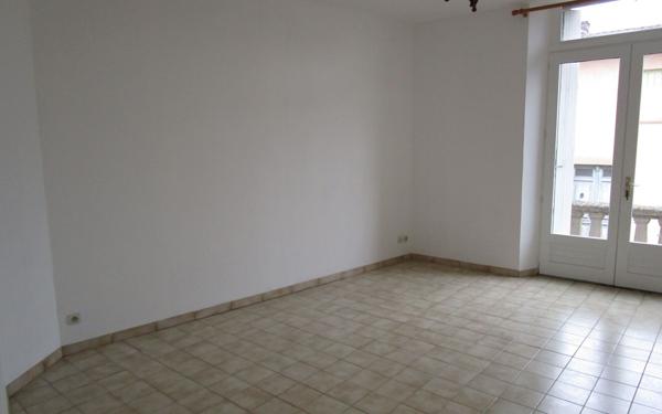 Appartement à louer    2 pièces •  Aignan