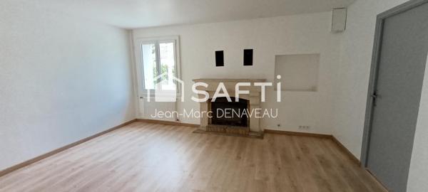 maison de ville 3 ou 4 chambres , garage